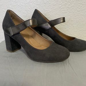 Deluxe comfort - Poshmark